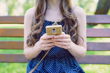 5 Cute & Popular iPhone SE Cases for Girls in 2020